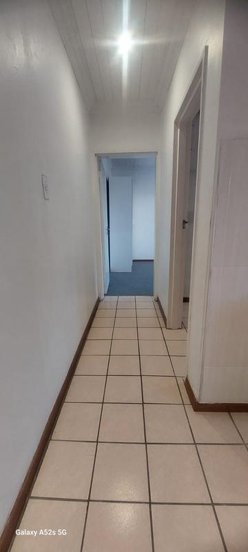 To Let 1 Bedroom Property for Rent in Heathfield Western Cape